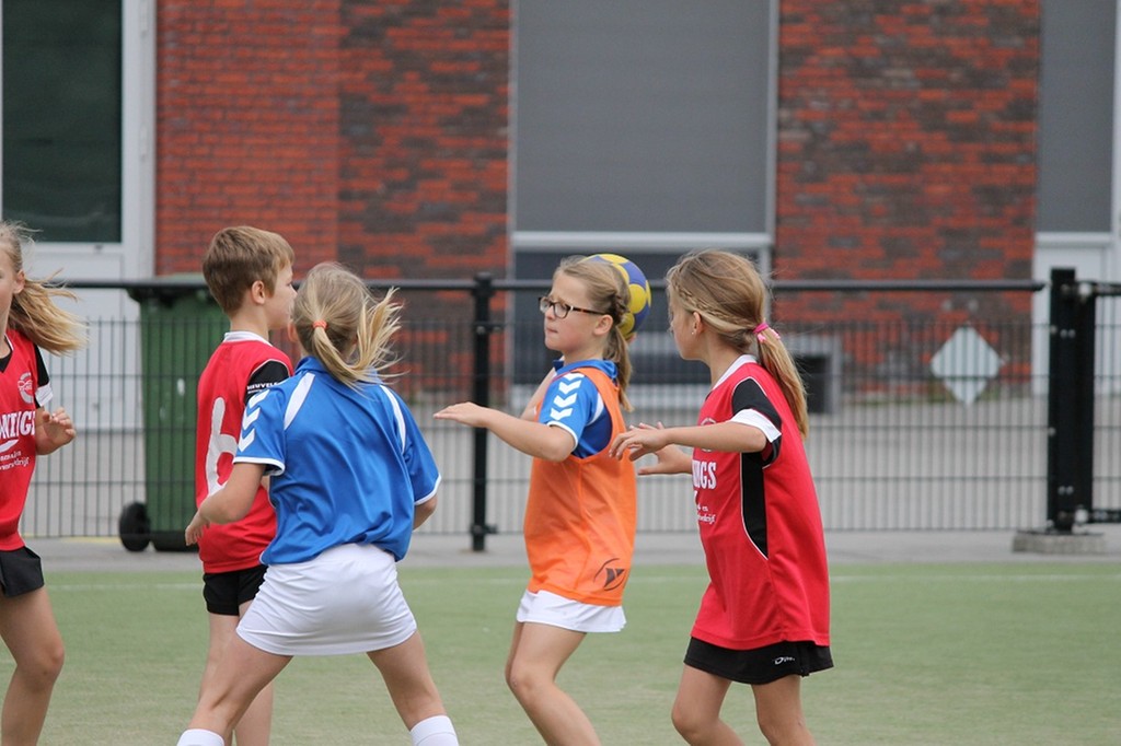 KVT E2 tegen DSC 138.jpg